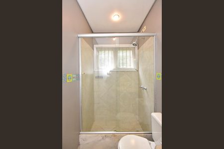 Casa à venda com 279m², 3 quartos e 4 vagasBanheiro Suíte 2