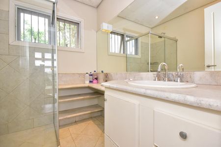 Casa à venda com 279m², 3 quartos e 4 vagasBanheiro da Suíte 3