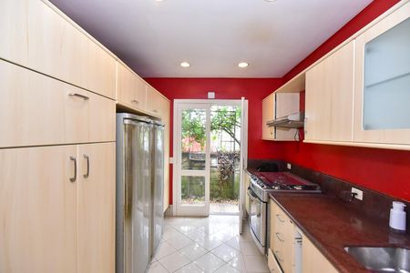 Casa à venda com 279m², 3 quartos e 4 vagasCozinha