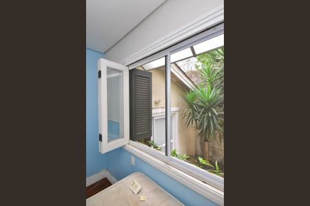 Casa à venda com 279m², 3 quartos e 4 vagasVista da Suíte 2