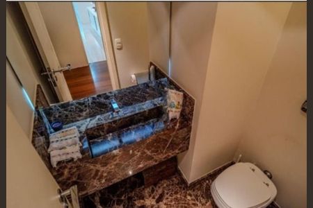 Apartamento para alugar com 4 quartos, 330m² em Santo Amaro, São Paulo