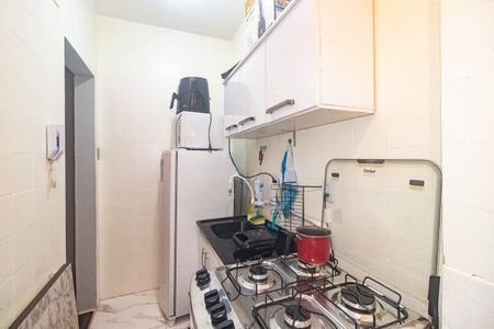 Cozinha de apartamento para alugar com 1 quarto, 45m² em São João, Porto Alegre