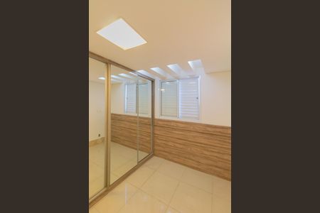 Apartamento à venda com 85m², 3 quartos e 2 vagasQuarto 2