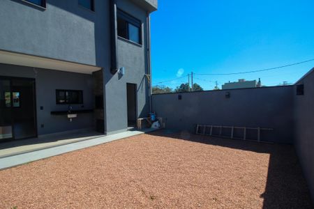 Casa de condomínio à venda com 140m², 3 quartos e 2 vagas Casa de condomínio à venda com 140m², 3 quartos e 2 vagasQuintal