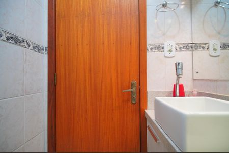 Casa à venda com 93m², 3 quartos e 1 vagaLavabo