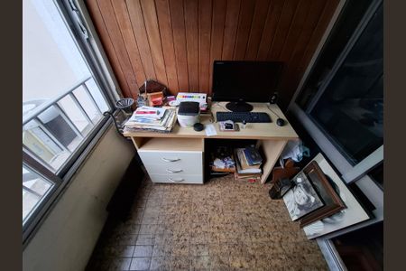 Escritório de apartamento para alugar com 3 quartos, 120m² em Humaitá, Rio de Janeiro