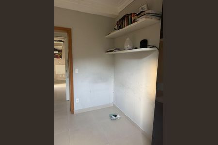 Apartamento à venda com 96m², 3 quartos e 2 vagasCorredor