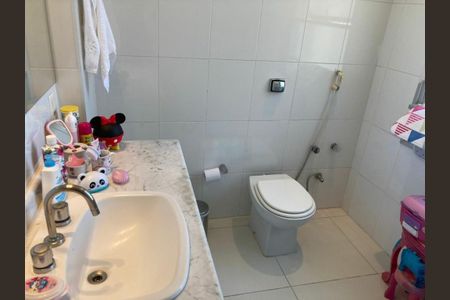 Apartamento à venda com 275m², 4 quartos e 4 vagas