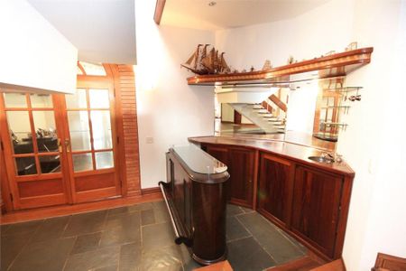 Casa à venda com 5 quartos, 850m² em Jardim dos Estados, São Paulo