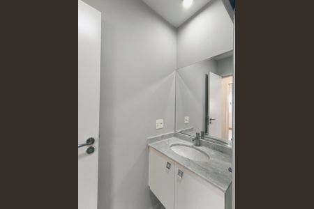 Apartamento à venda com 63m², 2 quartos e 1 vaga Apartamento à venda com 63m², 2 quartos e 1 vagaBanheiro Social