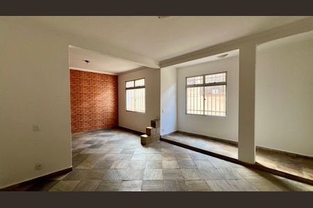 Sala de apartamento à venda com 3 quartos, 116m² em Santa Efigênia, Belo Horizonte