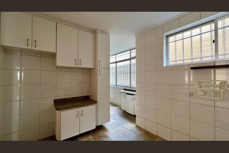 Apartamento à venda com 116m², 3 quartos e 2 vagas Apartamento à venda com 116m², 3 quartos e 2 vagasCozinha