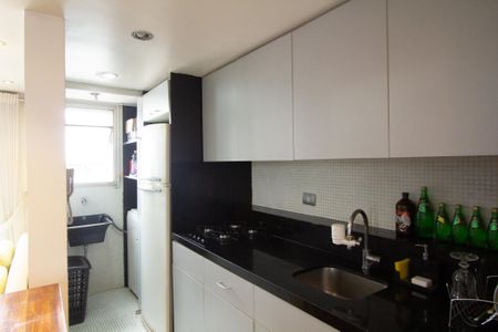 Apartamento à venda com 60m², 2 quartos e 1 vagaCozinha