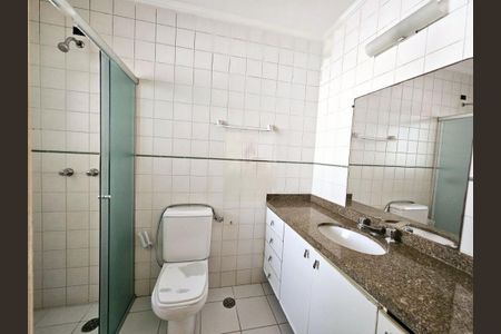 Casa à venda com 4 quartos, 239m² em Rio Pequeno, São Paulo