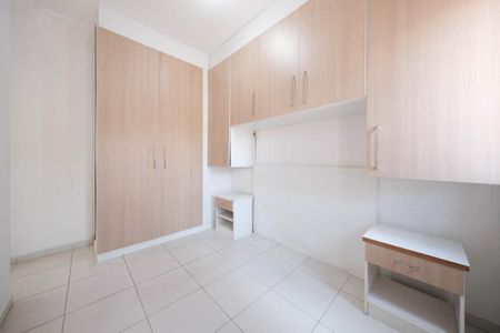 Apartamento à venda com 67m², 2 quartos e 1 vagaQuarto 2