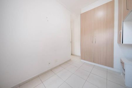Apartamento à venda com 67m², 2 quartos e 1 vagaQuarto 2