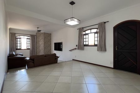 Sala de casa à venda com 3 quartos, 209m² em Macedo, Guarulhos