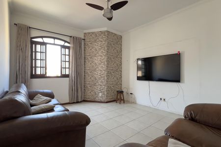 Sala de casa à venda com 3 quartos, 209m² em Macedo, Guarulhos