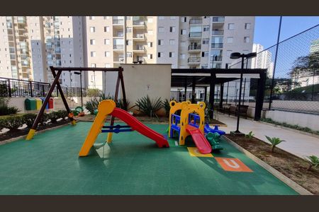 Apartamento à venda com 64m², 2 quartos e 1 vaga Apartamento à venda com 64m², 2 quartos e 1 vagaÁrea comum - Playground