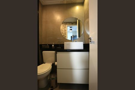 Apartamento à venda com 64m², 2 quartos e 1 vaga Apartamento à venda com 64m², 2 quartos e 1 vagaBanheiro da Suíte