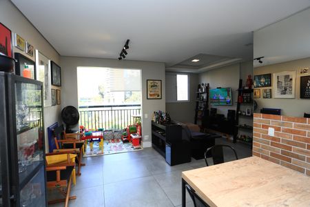 Sala de apartamento à venda com 2 quartos, 64m² em Jardim Caboré, São Paulo