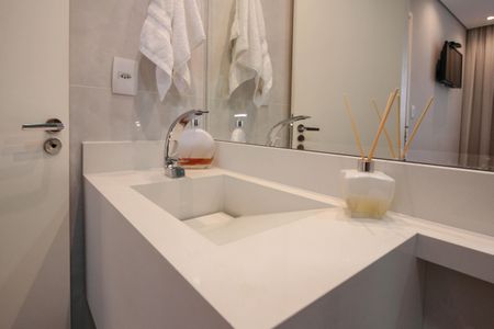 Apartamento à venda com 86m², 2 quartos e 2 vagasBanheiro da Suíte 1