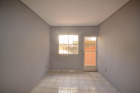 Casa de condomínio para alugar com 49m², 1 quarto e sem vagaSala