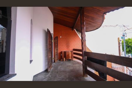 Varanda de casa para alugar com 4 quartos, 250m² em Jardim Sapopemba, São Paulo