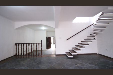 Sala de casa para alugar com 4 quartos, 250m² em Jardim Sapopemba, São Paulo