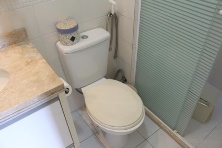 Apartamento à venda com 63m², 2 quartos e 1 vagaBanheiro Social