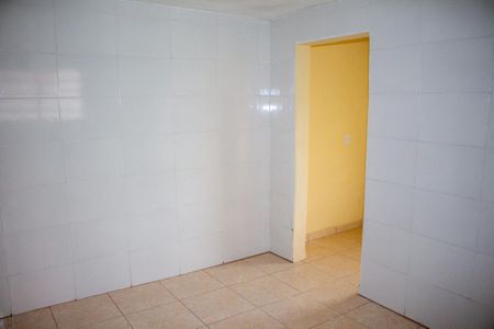 Casa para alugar com 66m², 2 quartos e sem vaga Casa para alugar com 66m², 2 quartos e sem vagaCozinha