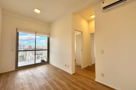 Sala de apartamento para alugar com 2 quartos, 50m² em Vila Santa Catarina, São Paulo