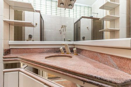 Apartamento à venda com 273m², 4 quartos e 1 vagaSuíte 3