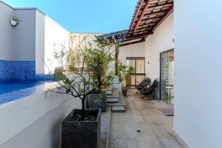 Apartamento à venda com 2 quartos, 226m² em Indianópolis, São Paulo
