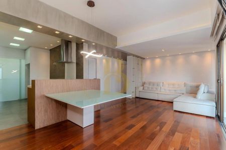 Apartamento à venda com 2 quartos, 226m² em Indianópolis, São Paulo