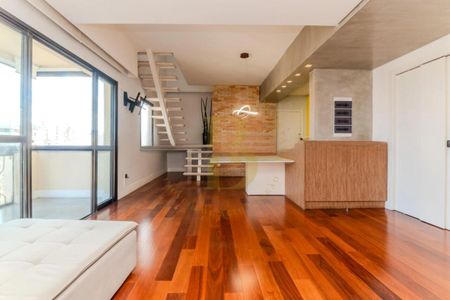 Apartamento à venda com 2 quartos, 226m² em Indianópolis, São Paulo