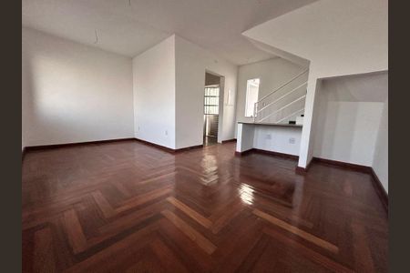 Casa à venda com 2 quartos, 156m² em Salgado Filho, Belo Horizonte