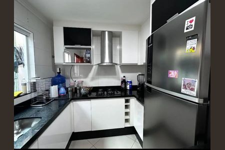 Casa de condomínio à venda com 60m², 2 quartos e 1 vaga