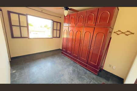 Casa à venda com 3 quartos, 240m² em Maravista, Niterói