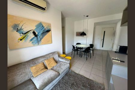Apartamento à venda com 2 quartos, 60m² em Centro, Niterói