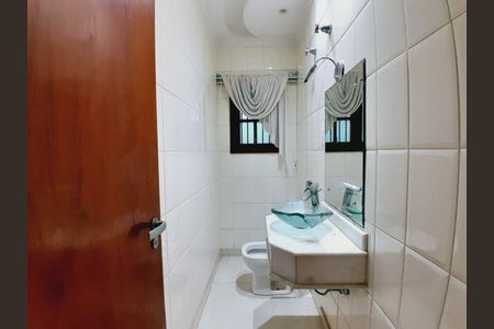 Casa à venda com 4 quartos, 239m² em Vila Guilherme, São Paulo