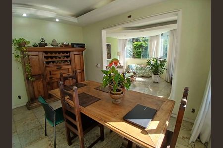 sala de apartamento à venda com 3 quartos, 130m² em Cruzeiro, Belo Horizonte