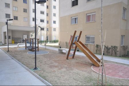 Apartamento para alugar com 35m², 2 quartos e sem vagaÁrea comum - Playground