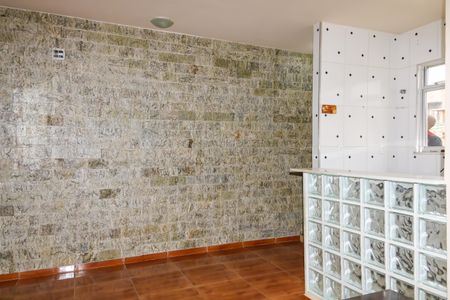 Sala de casa de condomínio para alugar com 2 quartos, 60m² em Quintino Bocaiúva, Rio de Janeiro