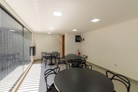 Apartamento à venda com 43m², 2 quartos e sem vaga Apartamento à venda com 43m², 2 quartos e sem vagaÁrea comum - Salão de festas
