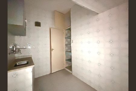 Apartamento à venda com 70m², 2 quartos e 1 vaga Apartamento à venda com 70m², 2 quartos e 1 vagaCozinha