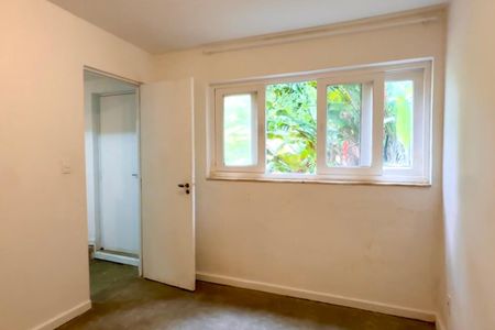 Quarto 2 de casa para alugar com 2 quartos, 65m² em Cosme Velho, Rio de Janeiro