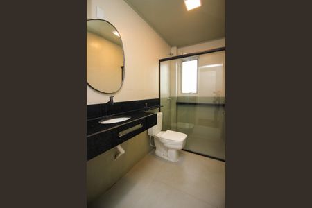 Apartamento à venda com 135m², 3 quartos e sem vaga Apartamento à venda com 135m², 3 quartos e sem vagaBanheiro da Suíte
