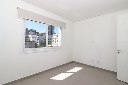 Apartamento à venda com 69m², 2 quartos e 2 vagasSuíte