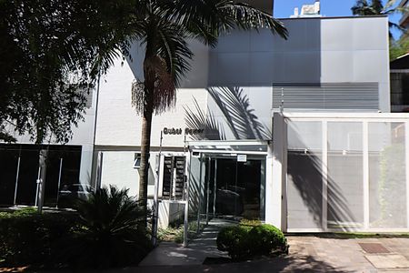 Apartamento à venda com 69m², 2 quartos e 2 vagasEntrada do Prédio